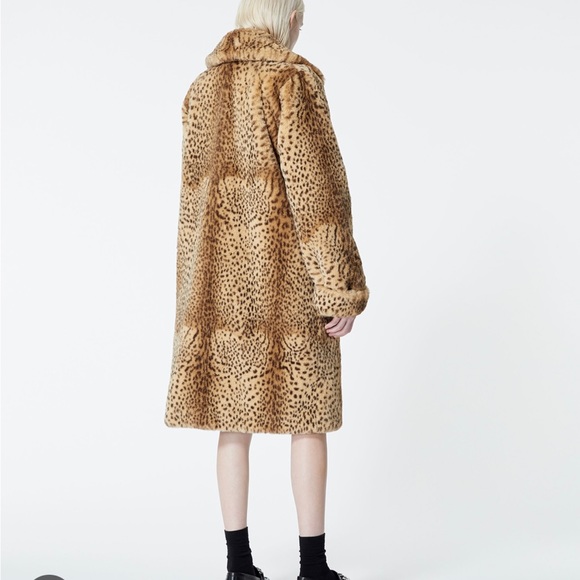 ✖️SOLD✖️ THE KOOPLES NWT Cheetah Animal Print Faux Fur Coat SOFTEST COAT EVER - Picture 5 of 16